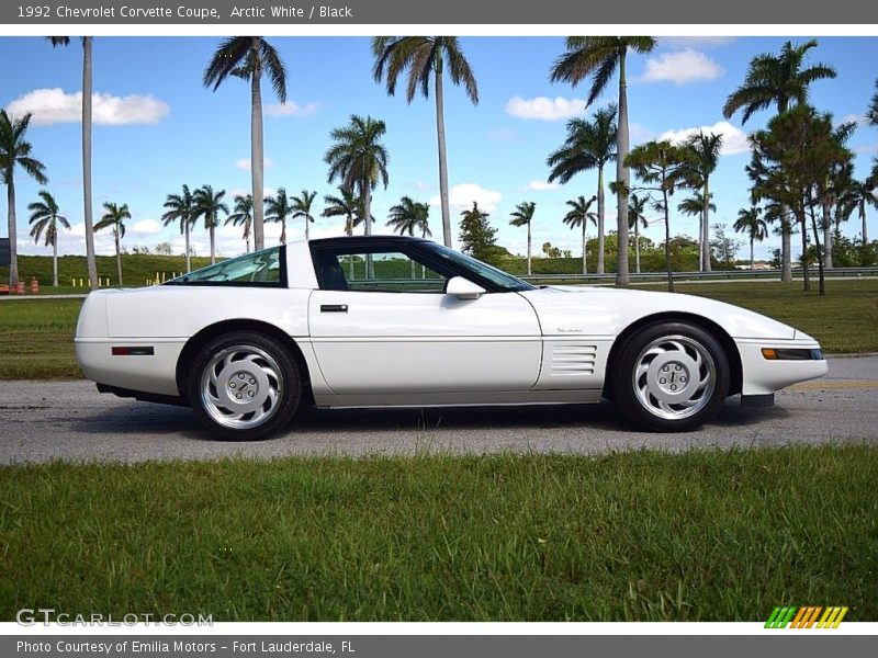 Arctic White / Black 1992 Chevrolet Corvette Coupe