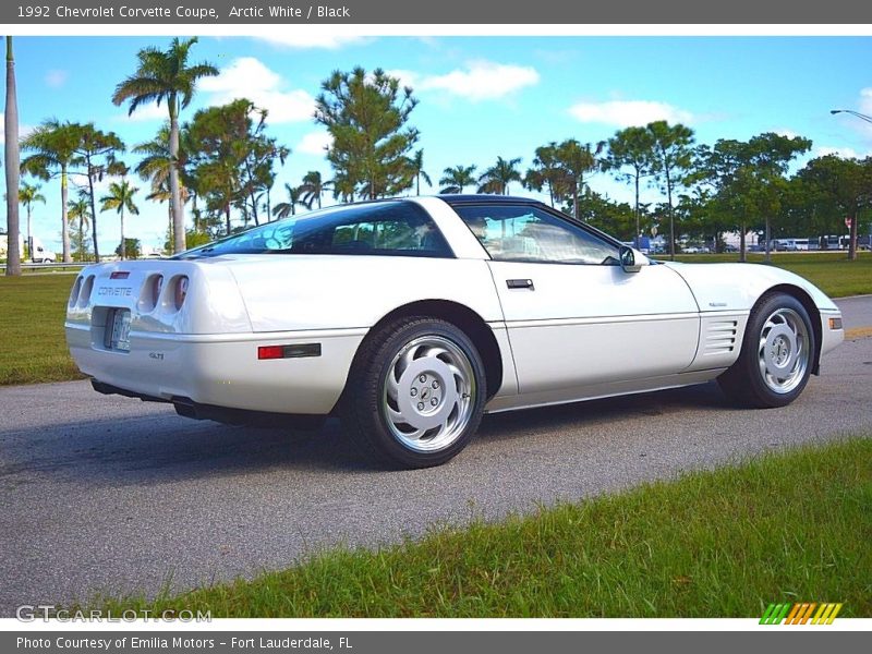 Arctic White / Black 1992 Chevrolet Corvette Coupe