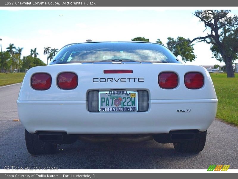 Arctic White / Black 1992 Chevrolet Corvette Coupe