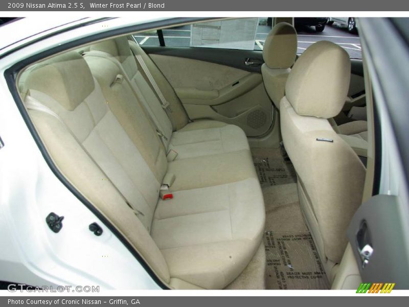 Winter Frost Pearl / Blond 2009 Nissan Altima 2.5 S
