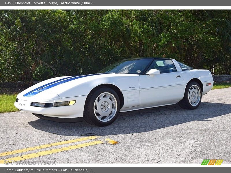 Arctic White / Black 1992 Chevrolet Corvette Coupe