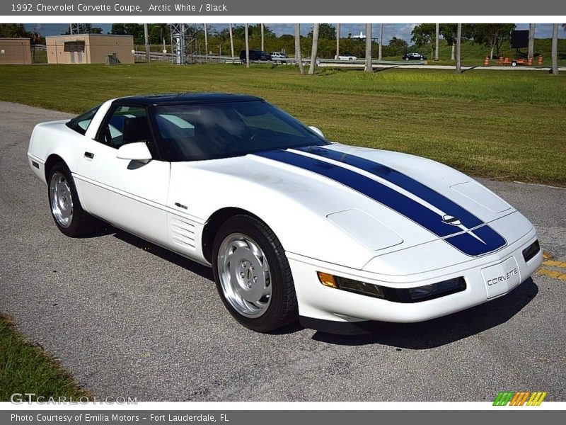 Arctic White / Black 1992 Chevrolet Corvette Coupe