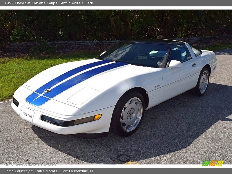 Arctic White / Black 1992 Chevrolet Corvette Coupe