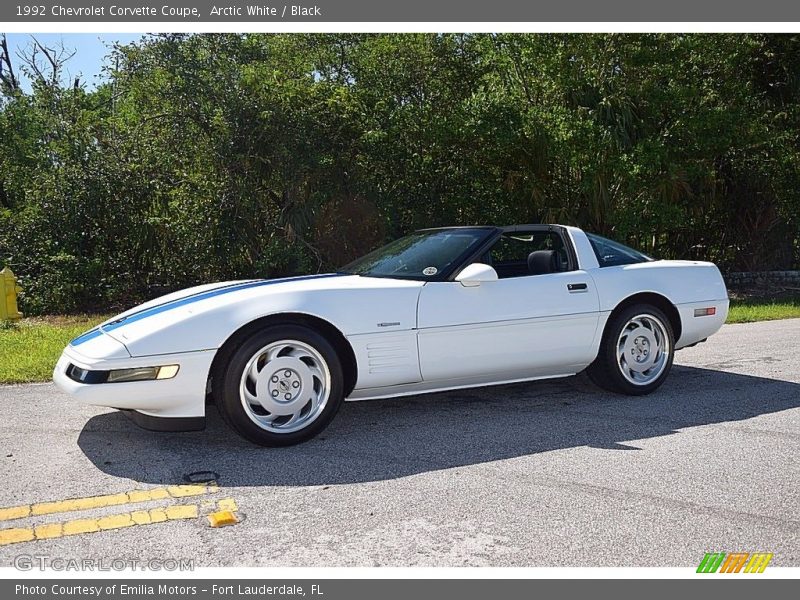 Arctic White / Black 1992 Chevrolet Corvette Coupe