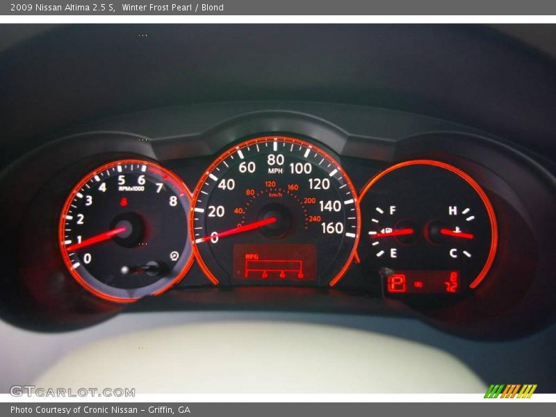 Winter Frost Pearl / Blond 2009 Nissan Altima 2.5 S