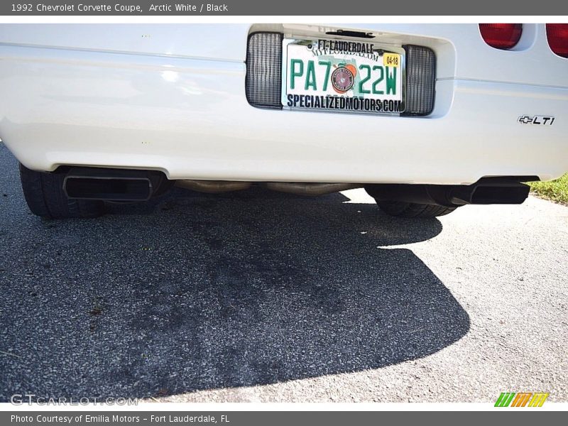Arctic White / Black 1992 Chevrolet Corvette Coupe