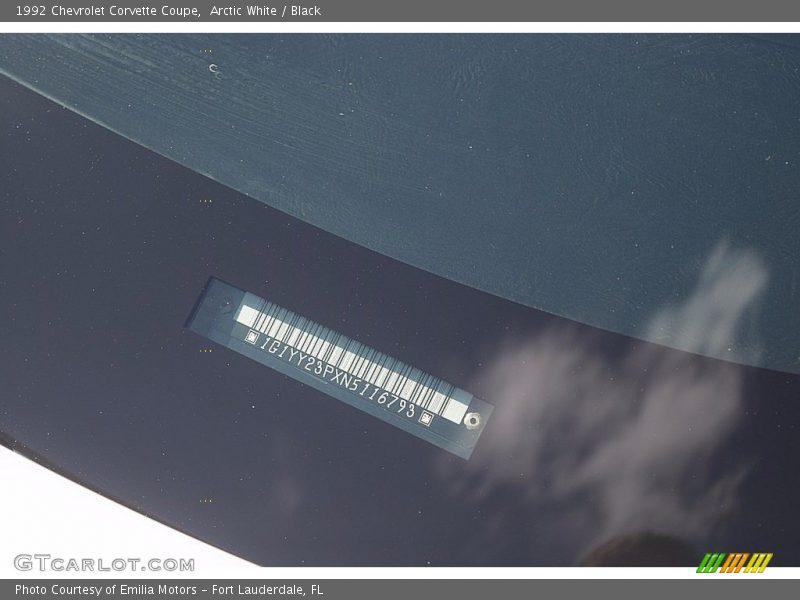 Arctic White / Black 1992 Chevrolet Corvette Coupe