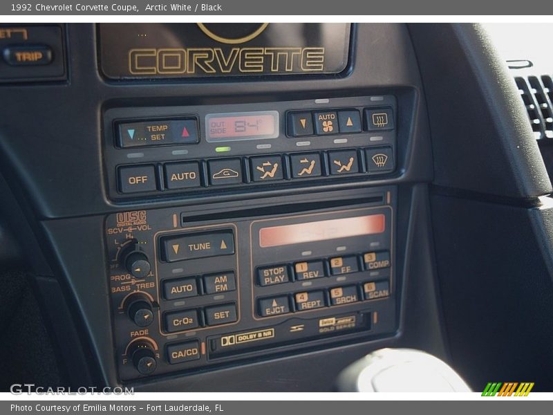 Arctic White / Black 1992 Chevrolet Corvette Coupe