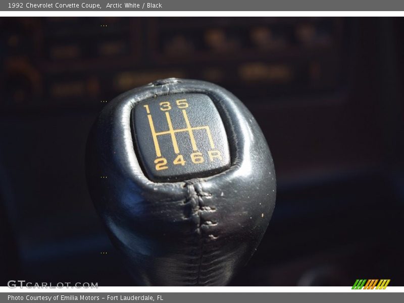 Arctic White / Black 1992 Chevrolet Corvette Coupe