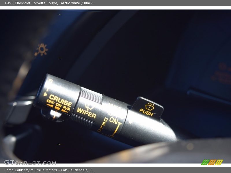 Arctic White / Black 1992 Chevrolet Corvette Coupe