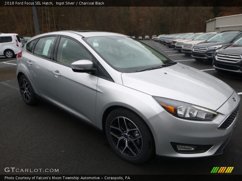 Ingot Silver / Charcoal Black 2018 Ford Focus SEL Hatch