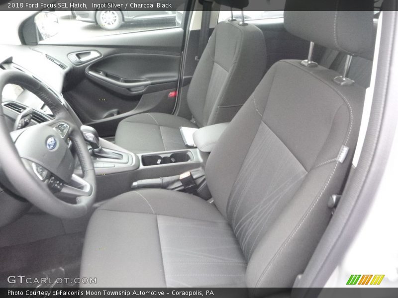 Ingot Silver / Charcoal Black 2018 Ford Focus SEL Hatch