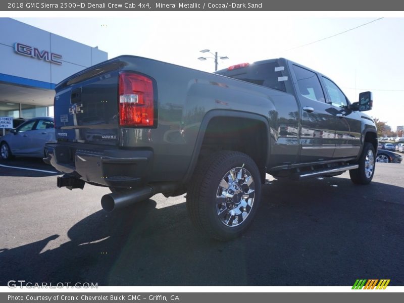 Mineral Metallic / Cocoa/­Dark Sand 2018 GMC Sierra 2500HD Denali Crew Cab 4x4