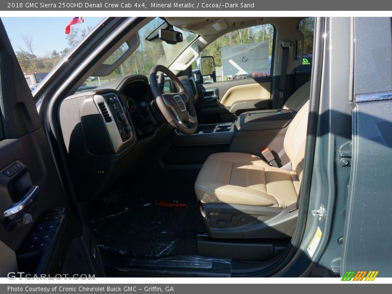 Mineral Metallic / Cocoa/­Dark Sand 2018 GMC Sierra 2500HD Denali Crew Cab 4x4