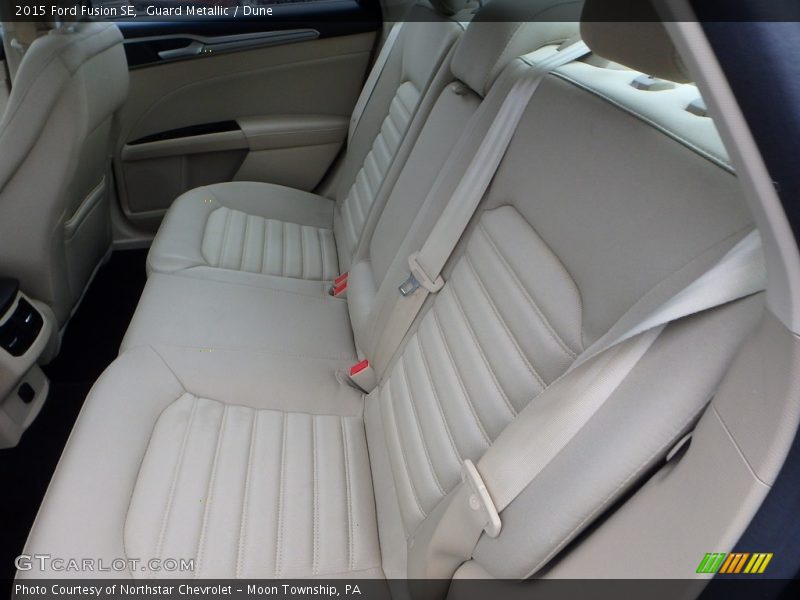 Guard Metallic / Dune 2015 Ford Fusion SE