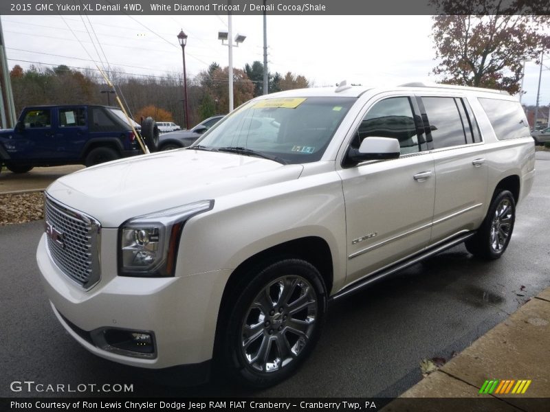 White Diamond Tricoat / Denali Cocoa/Shale 2015 GMC Yukon XL Denali 4WD