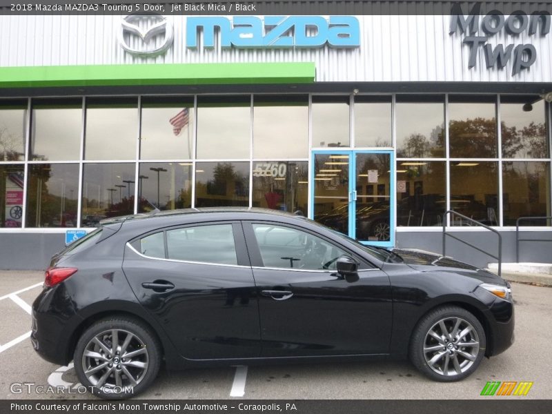 Jet Black Mica / Black 2018 Mazda MAZDA3 Touring 5 Door