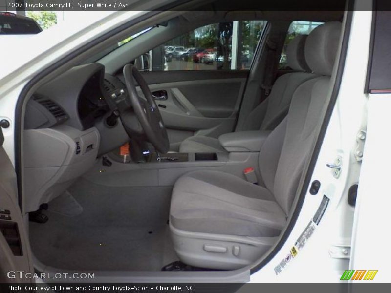 Super White / Ash 2007 Toyota Camry LE