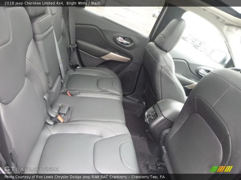 Bright White / Black 2018 Jeep Cherokee Limited 4x4