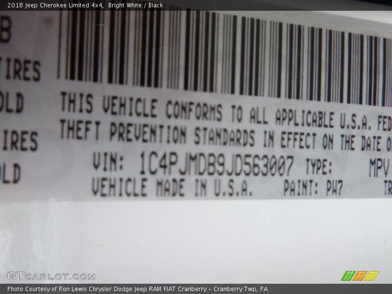 Bright White / Black 2018 Jeep Cherokee Limited 4x4