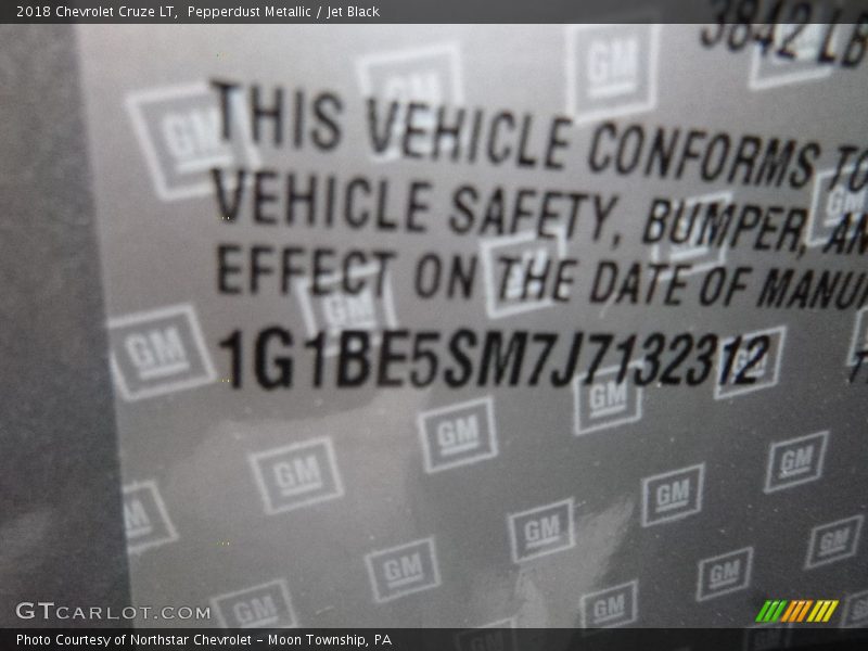 Pepperdust Metallic / Jet Black 2018 Chevrolet Cruze LT