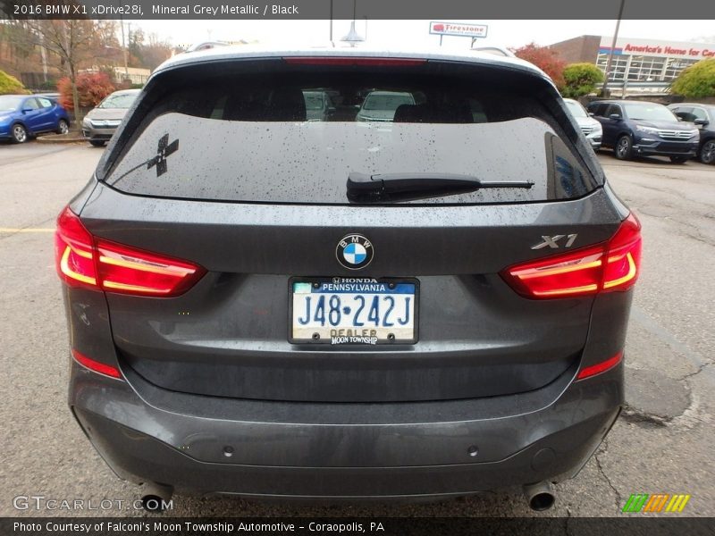 Mineral Grey Metallic / Black 2016 BMW X1 xDrive28i