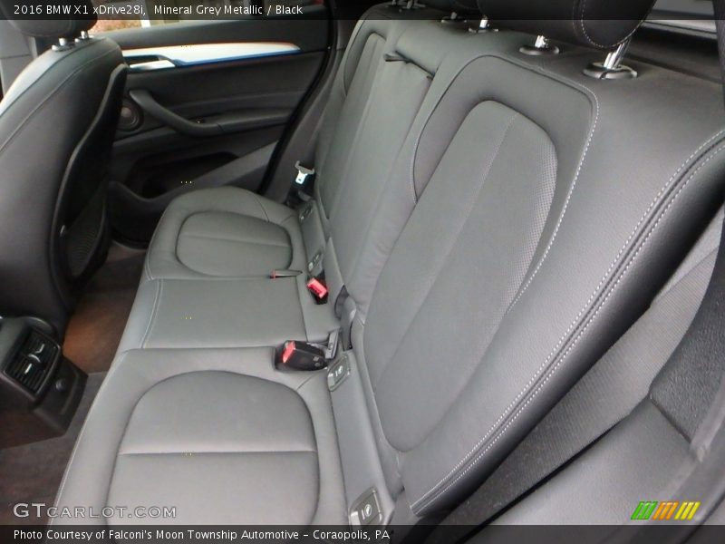 Mineral Grey Metallic / Black 2016 BMW X1 xDrive28i