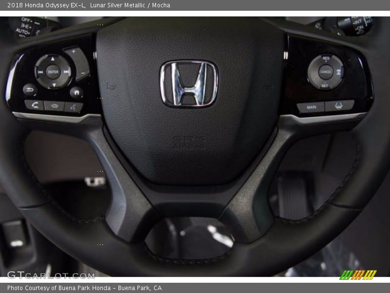 Lunar Silver Metallic / Mocha 2018 Honda Odyssey EX-L