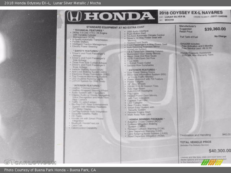 Lunar Silver Metallic / Mocha 2018 Honda Odyssey EX-L