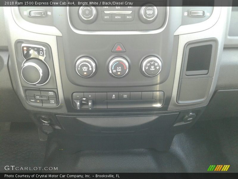 Bright White / Black/Diesel Gray 2018 Ram 1500 Express Crew Cab 4x4