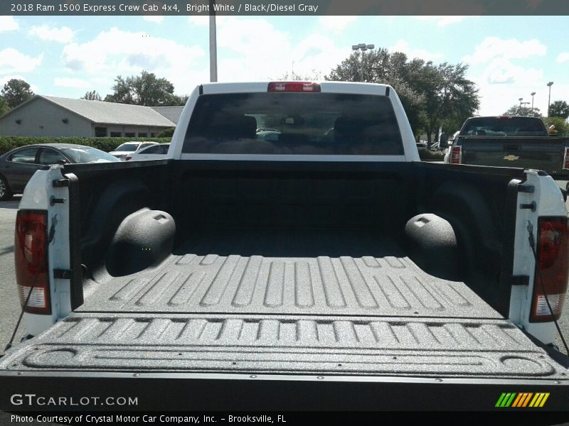 Bright White / Black/Diesel Gray 2018 Ram 1500 Express Crew Cab 4x4