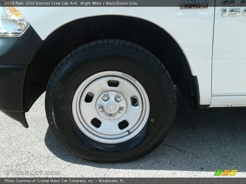Bright White / Black/Diesel Gray 2018 Ram 1500 Express Crew Cab 4x4