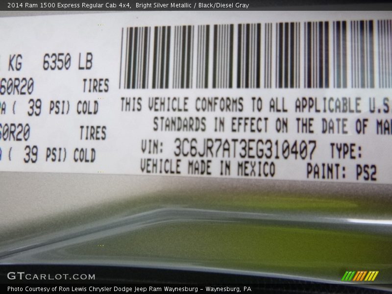 Bright Silver Metallic / Black/Diesel Gray 2014 Ram 1500 Express Regular Cab 4x4