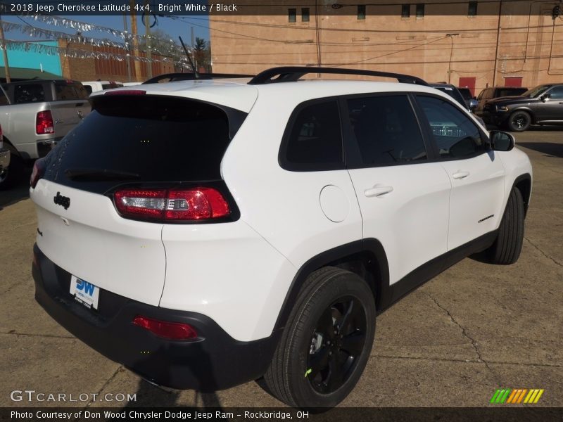 Bright White / Black 2018 Jeep Cherokee Latitude 4x4