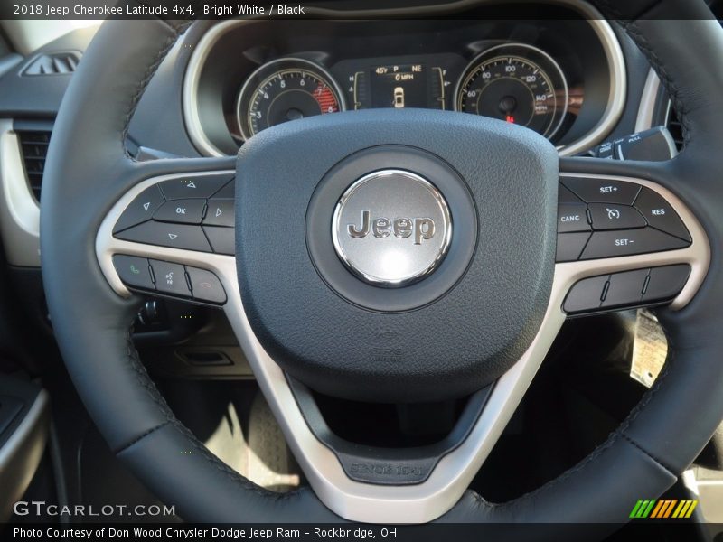 Bright White / Black 2018 Jeep Cherokee Latitude 4x4