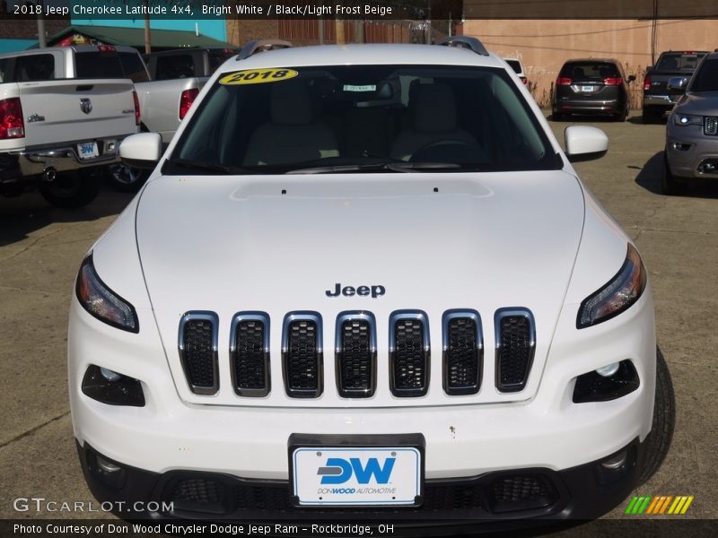Bright White / Black/Light Frost Beige 2018 Jeep Cherokee Latitude 4x4