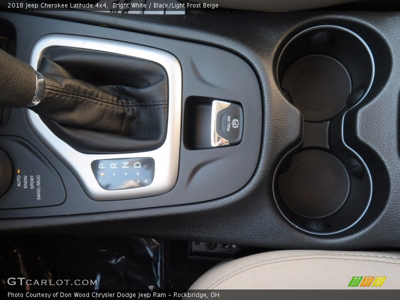 Bright White / Black/Light Frost Beige 2018 Jeep Cherokee Latitude 4x4