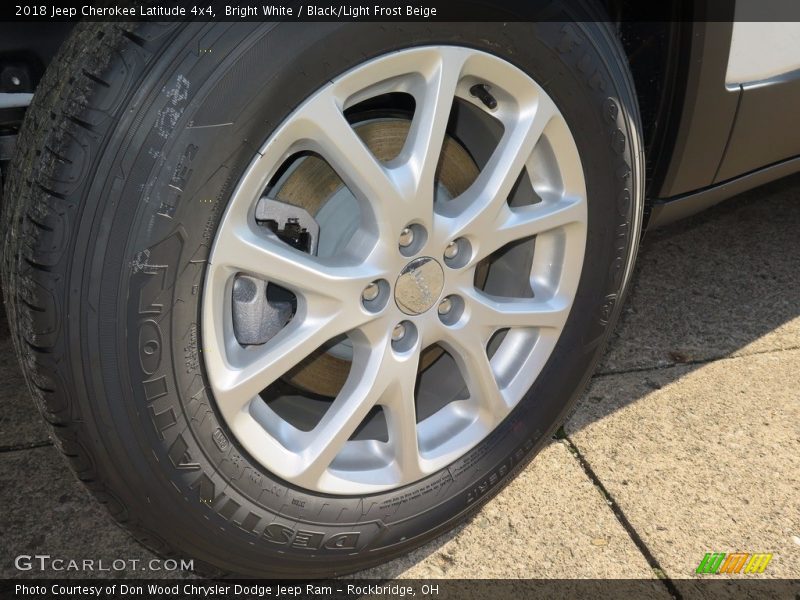 Bright White / Black/Light Frost Beige 2018 Jeep Cherokee Latitude 4x4