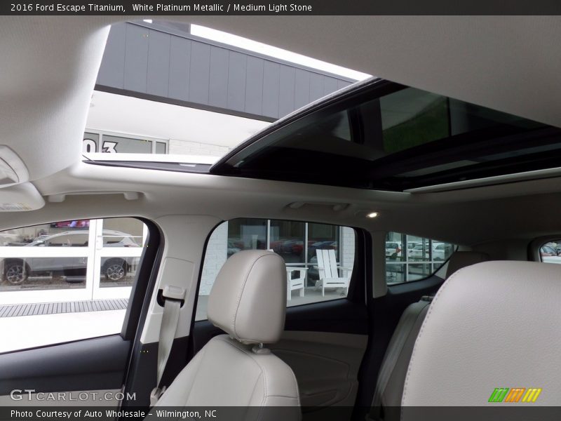 White Platinum Metallic / Medium Light Stone 2016 Ford Escape Titanium