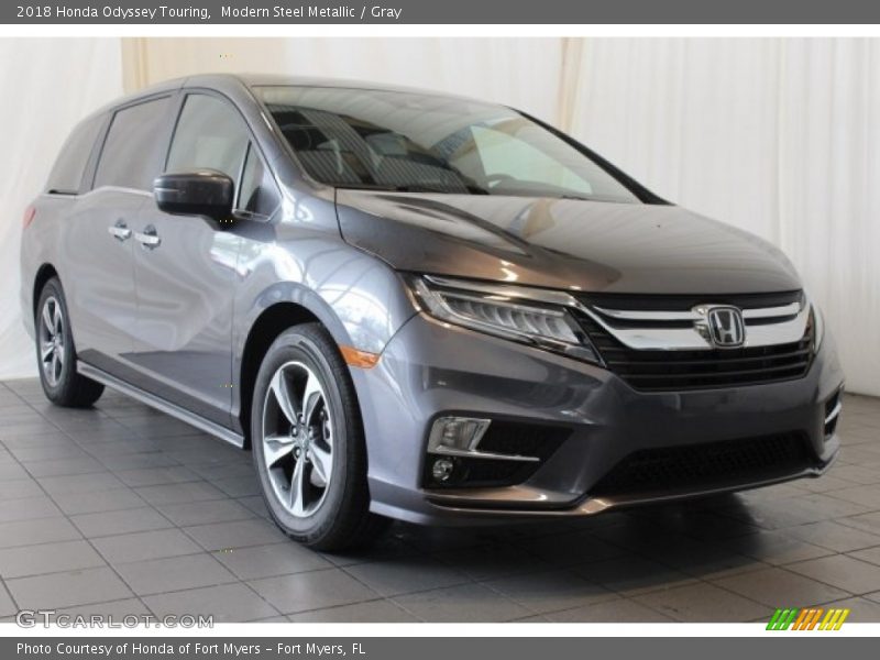 Modern Steel Metallic / Gray 2018 Honda Odyssey Touring