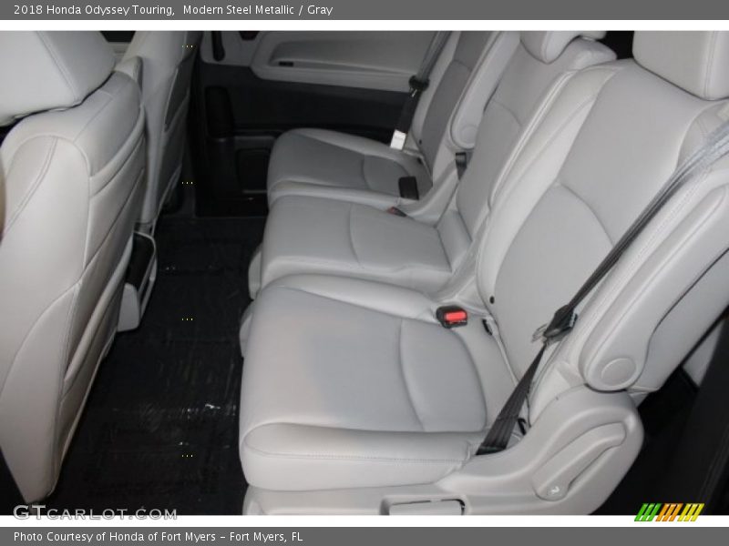 Modern Steel Metallic / Gray 2018 Honda Odyssey Touring