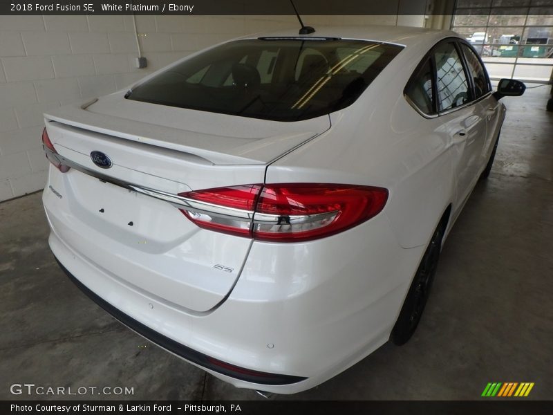 White Platinum / Ebony 2018 Ford Fusion SE