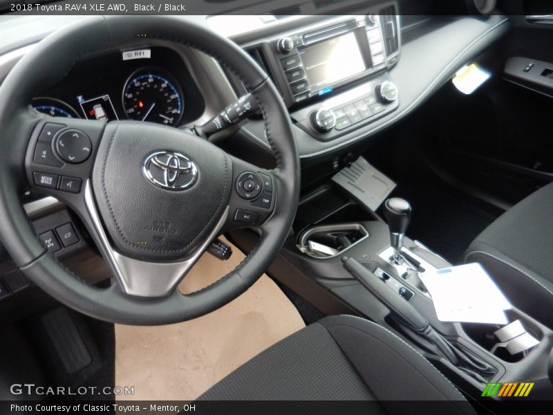 Black / Black 2018 Toyota RAV4 XLE AWD