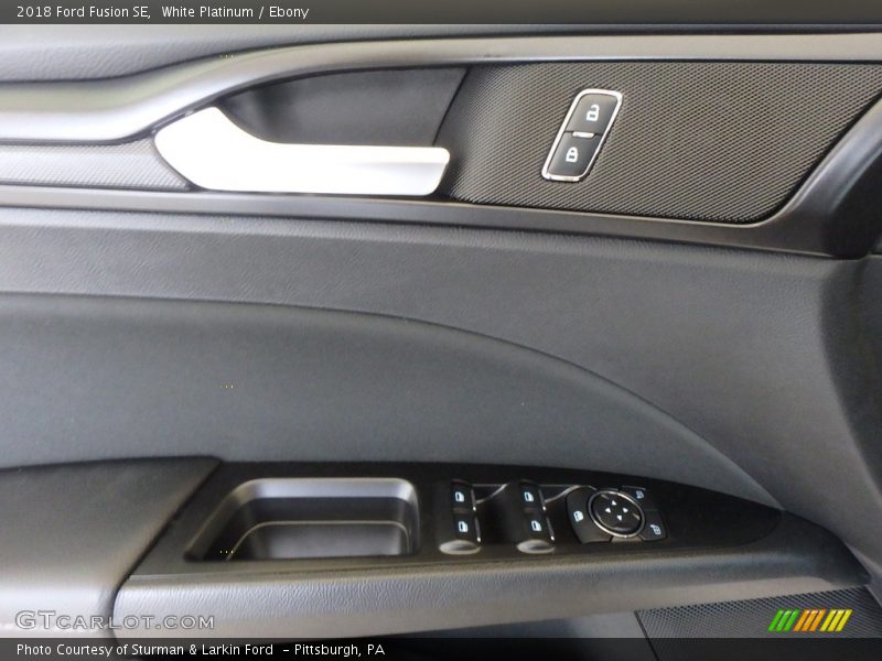 White Platinum / Ebony 2018 Ford Fusion SE