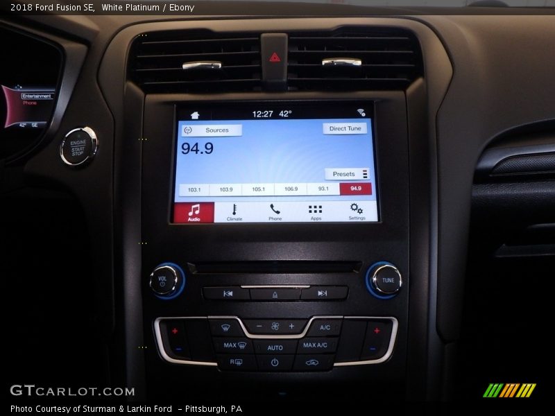 White Platinum / Ebony 2018 Ford Fusion SE
