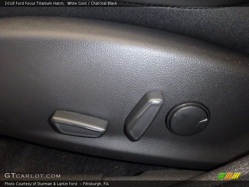 White Gold / Charcoal Black 2018 Ford Focus Titanium Hatch