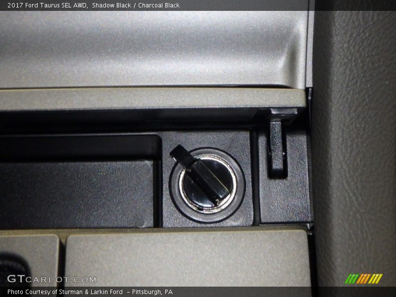 Shadow Black / Charcoal Black 2017 Ford Taurus SEL AWD