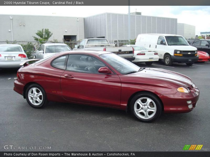 Cardinal Red / Black 2000 Hyundai Tiburon Coupe