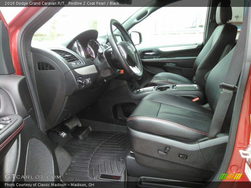 Redline 2 Coat Pearl / Black 2016 Dodge Grand Caravan R/T