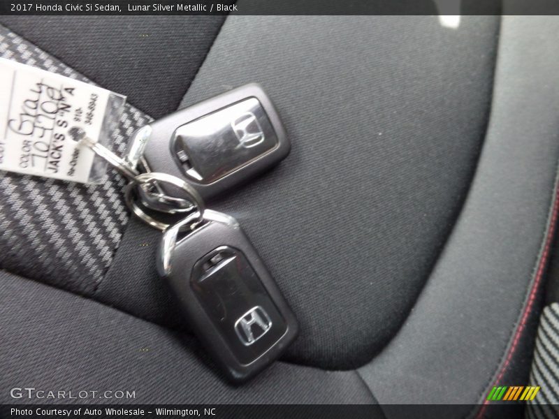 Lunar Silver Metallic / Black 2017 Honda Civic Si Sedan